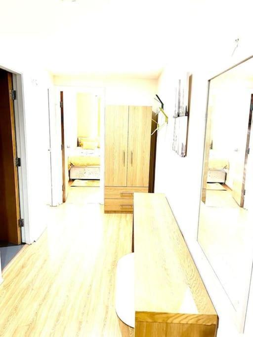 Alluring 2 Bedroom Leeds City Centre Apartment- Self Check-In,Balconied Apartment Exterior foto